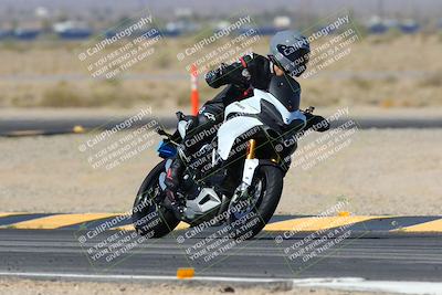 media/Mar-24-2025-Moto Forza (Mon) [[57ce5c5cff]]/3-Beginner Group/Session 2 (Turn 11)/